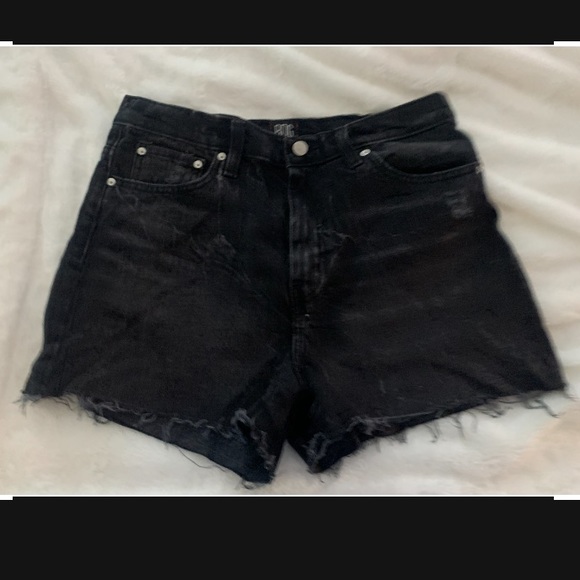 BDG girlfriend high rise black jeans shorts - Picture 1 of 1